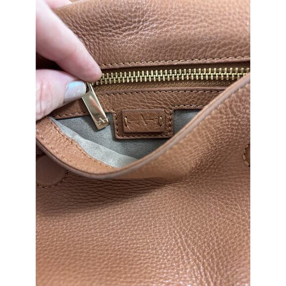 Aquatalia Soho Crossbody Bag Brown Tan Leather Gold Hardware Small Supple Pebble - Picture 4 of 10